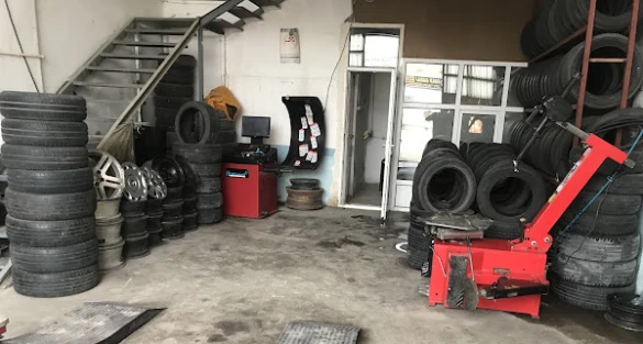 Özyürek Oto Lastik