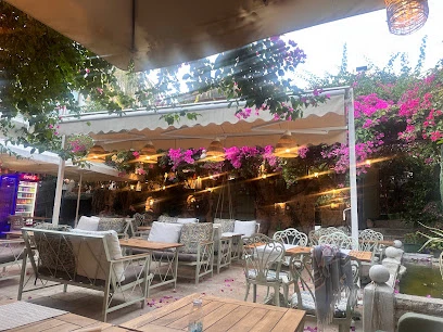 Patron's Garden Cafe&Bistro