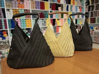 Pırıltı Örgü Evi Tuhafiye