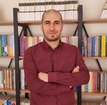 Psikolog Kamer Bayraktar | Gümüşhane Psikolog | Aile Danışmanı | Oyun Terapisi |