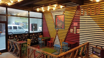 Rize Pizzawood & Cafe