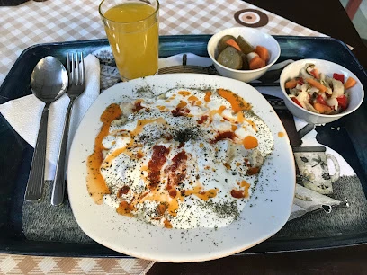 Roka Meze , Mantı Ve Ev Yemekleri