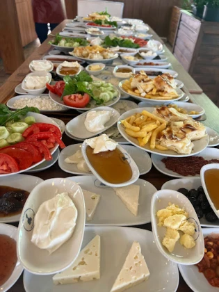 Samatya Cafe & Van Kahvaltı Salonu