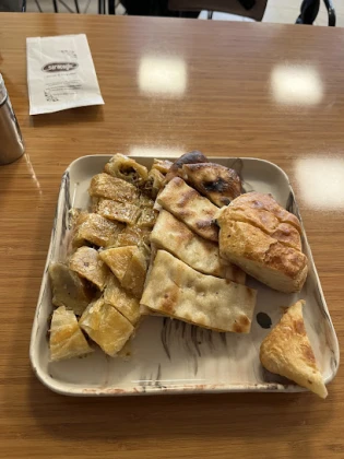 Saraçoğlu Börek & Cafe