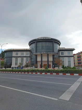 Şeyh Edebali Kultur Ve Kongre Merkezi