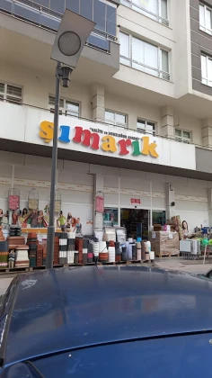 Şımarık Alışveriş Merkezi