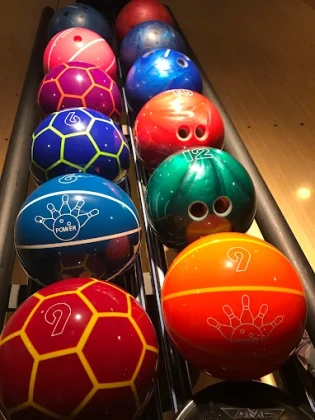 Star Bowling
