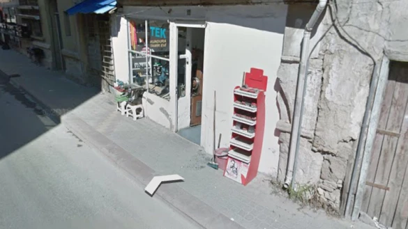 Tek Kundura Tamir Evi (Ayakkabı Hastanesi)