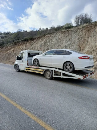 Tekekardesler Yediemin Otoparkı