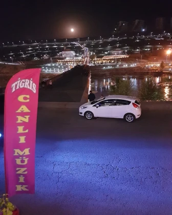 Tigris Cafe , Lokanta & Canlı Müzik