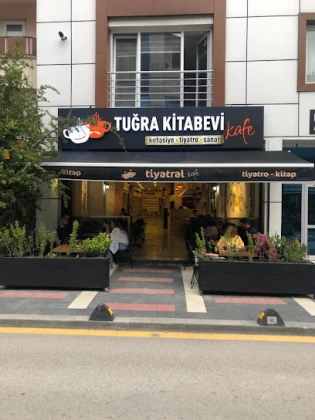 Tuğra Kitabevi Ve Kafe