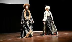 Uşşak Sanat Akademi Kişisel Gelişim Ve Sanat Kursu