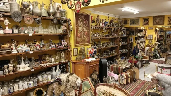 Üstat Antika Ve Sanat Evi