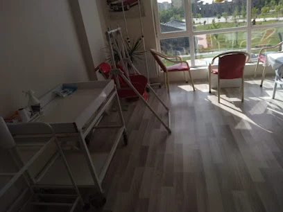 Uzm. Dr Yunus Yılmaz ( Kars Özel Çocuk Doktoru, Hacamat, Prp, Akapunktur)