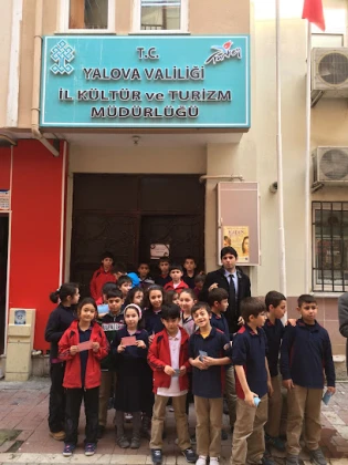 Yalova İl Halk Kütüphanesi Müdürlüğü