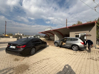 Yapar Oto Yıkama Ve Araç Bakım Uygulama Merkezi