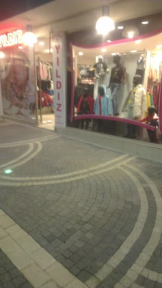 Yıldız Bebe Ve Okul Giyim