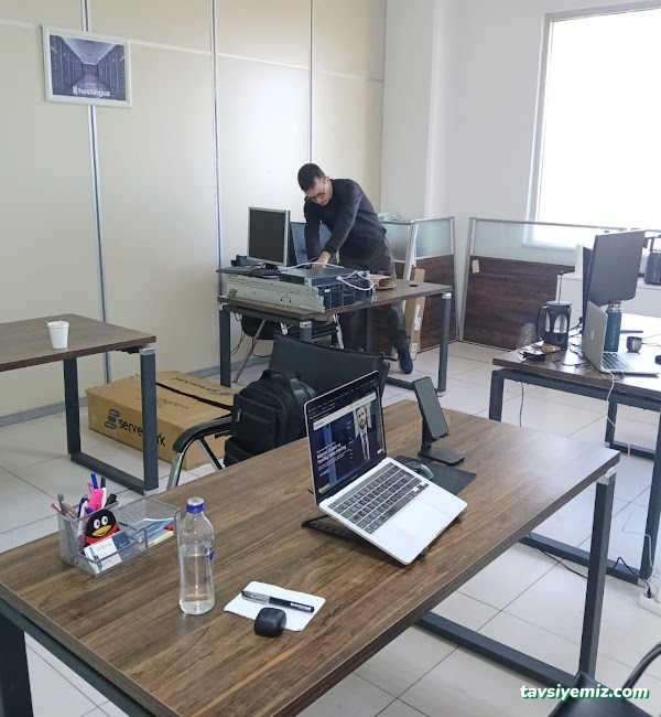 Hostinguz® - Web Hosting & Domain & Sunucu