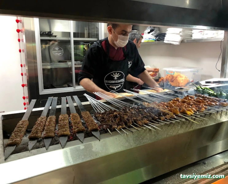 01 Adana Dürümcüsü