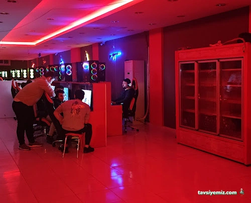 01 Arena E-Spor Merkezi & İnternet Cafe