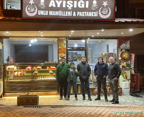 Ayışığı Unlu Mamülleri Ve Ömer Usta Çiğköfte