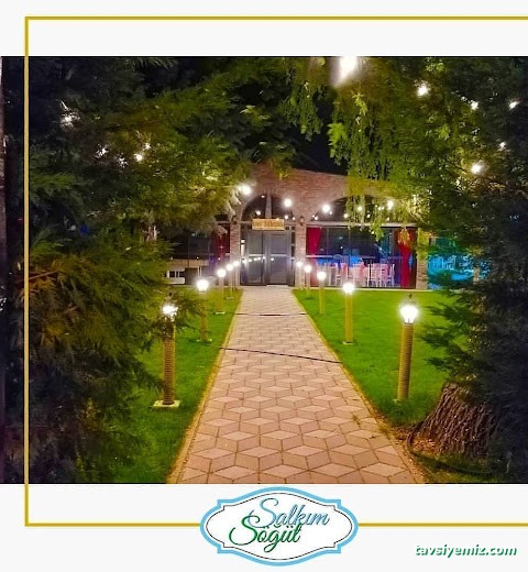 Salkım Söğüt Garden Park