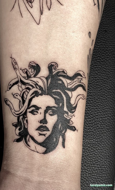 İn Dövme Stüdyosu