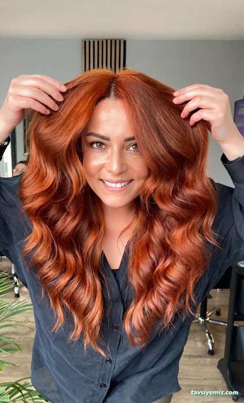 Mad Hair Studio Bayan Kuaförü