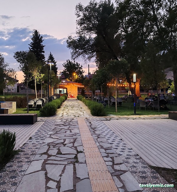 Işıklı Çivril Millet Bahçesi