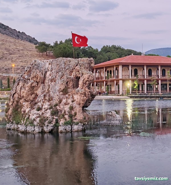 Işıklı Çivril Millet Bahçesi