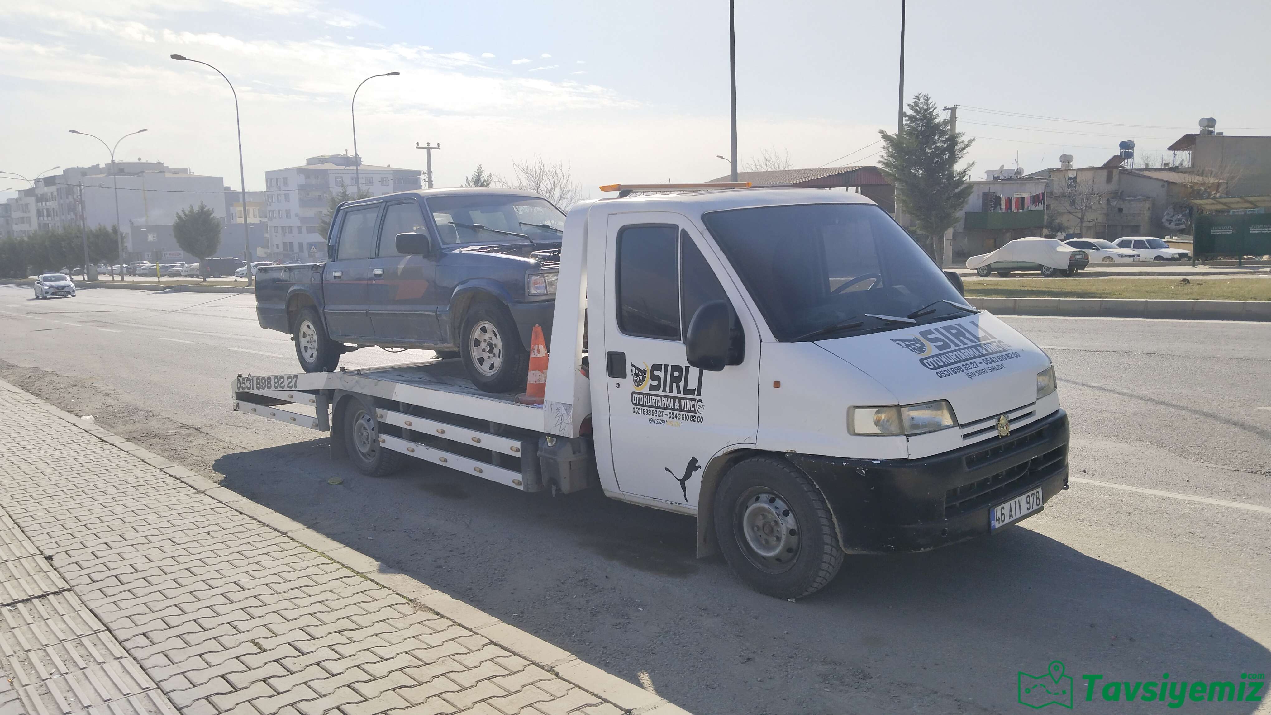 Sırlı Oto Kurtarıcı