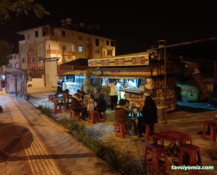 Kokoreççi Uğur Usta