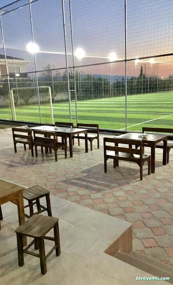 Kardeşköy Ege Halısaha - 1