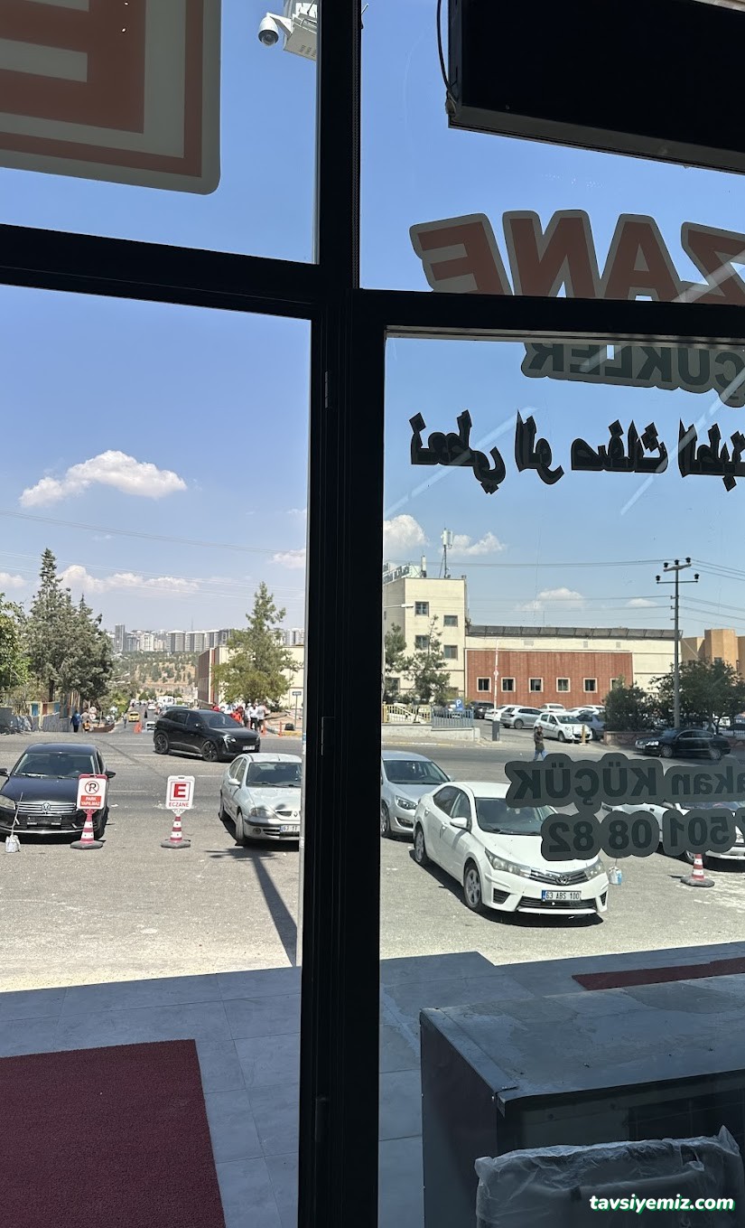 Küçükler Eczanesi