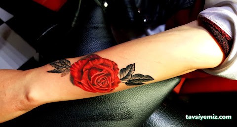 Yusuf Saraç Kalıcı Gecici Dövme Piercing Studio Konya