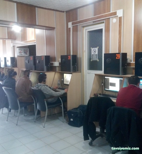 Gezegen Internet Cafe