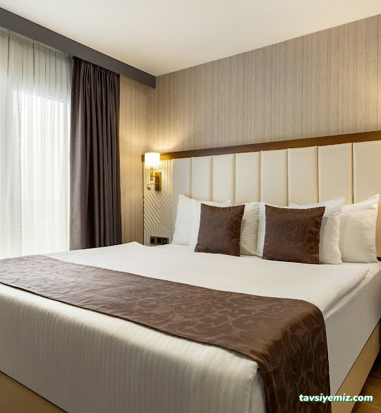 Trademark Collection By Wyndham Operla Airport Hotels