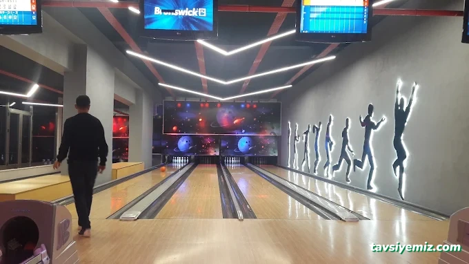 370 Bowling Oyun Cafe