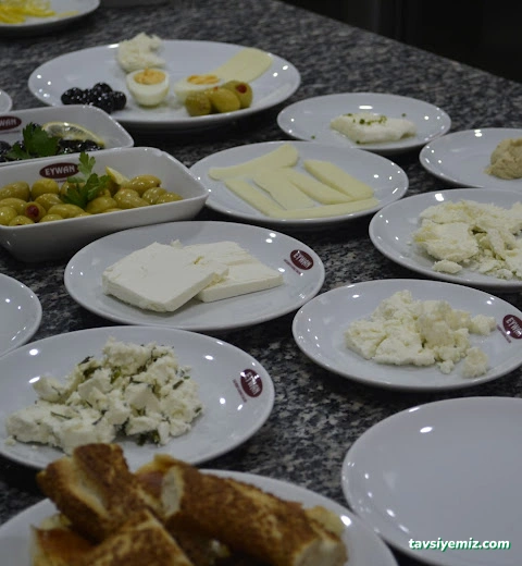 Eywan Cağ Kebap & Kahvaltı Evi