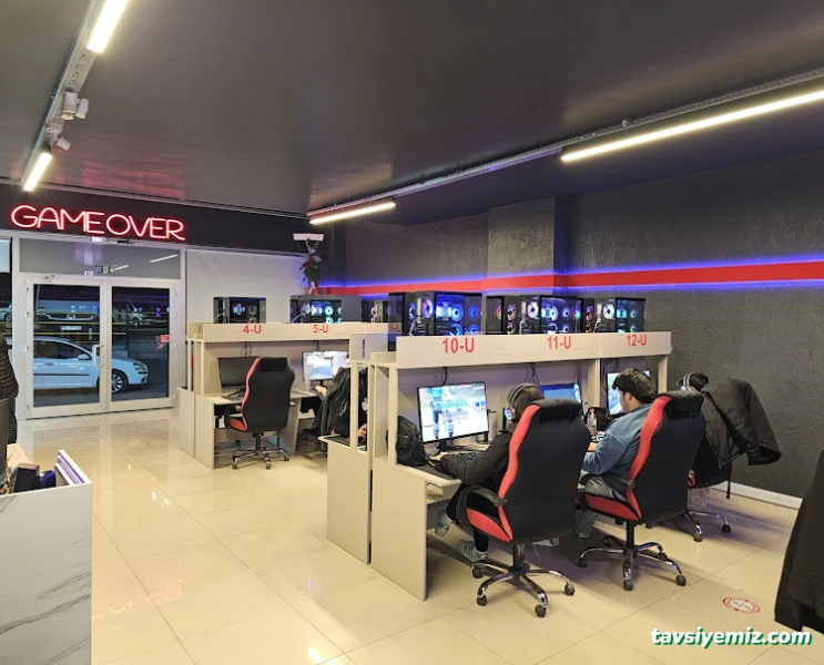 Çiçek Internet Cafe