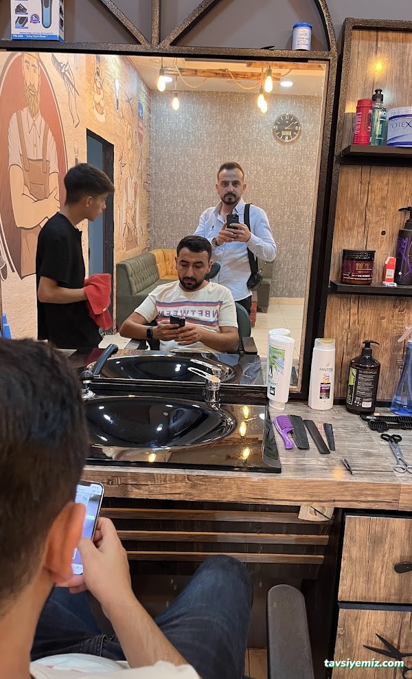 Ahmet Kanalıcı Erkek Kuaförü