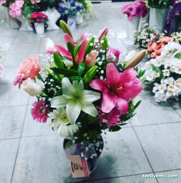 4 Mevsim Çiçekçilik