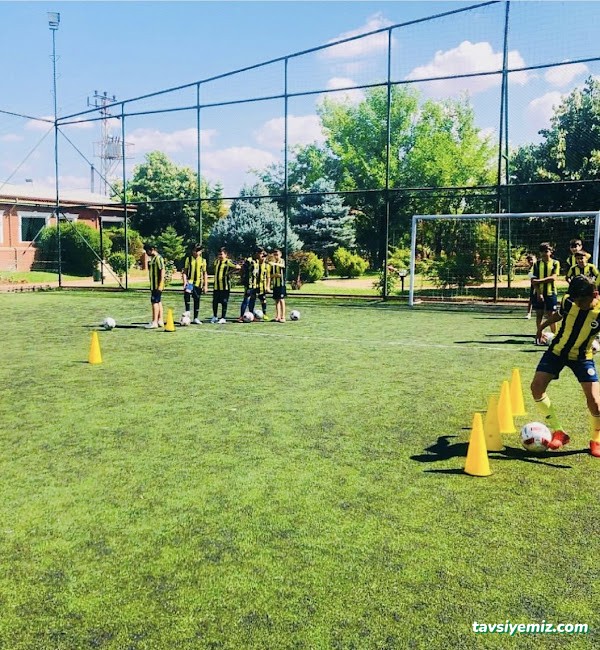 Caner Spor Center Caner Halı Saha