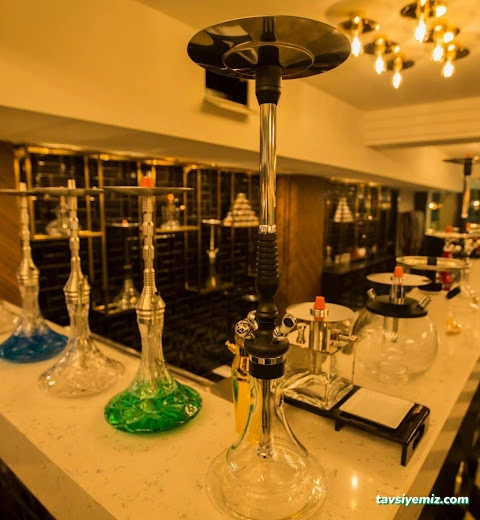 Mplus Cafe Restaurant