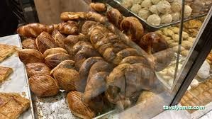 Tarihi Sarıyer Börekçisi