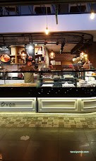 Divan Baklava & Pasta