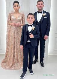 Gezginoğlu Gelinlik-Nişanlık-Abiye-Damatlık-Sünnetlik