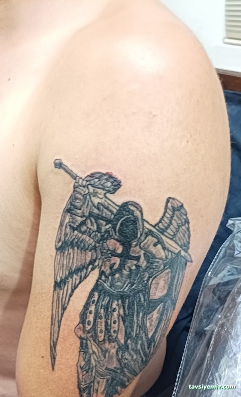 Malatya Dövme Piercing (Turkuaz) Ruşen Keleş