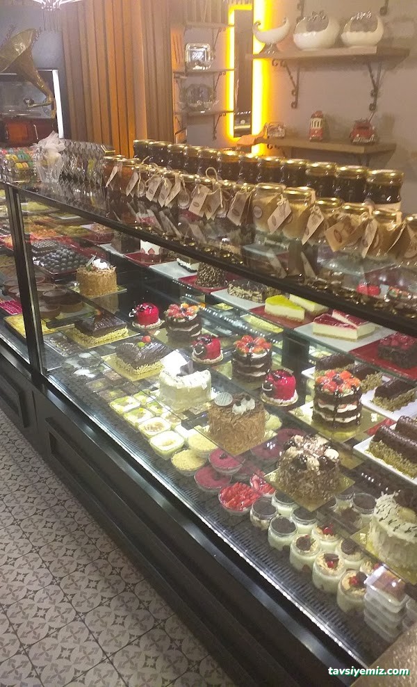 Kılıçoğlu Kars Pastane Cafe&Restaurant