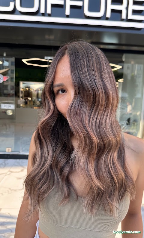 Turan Ali Bayan Kuaföru